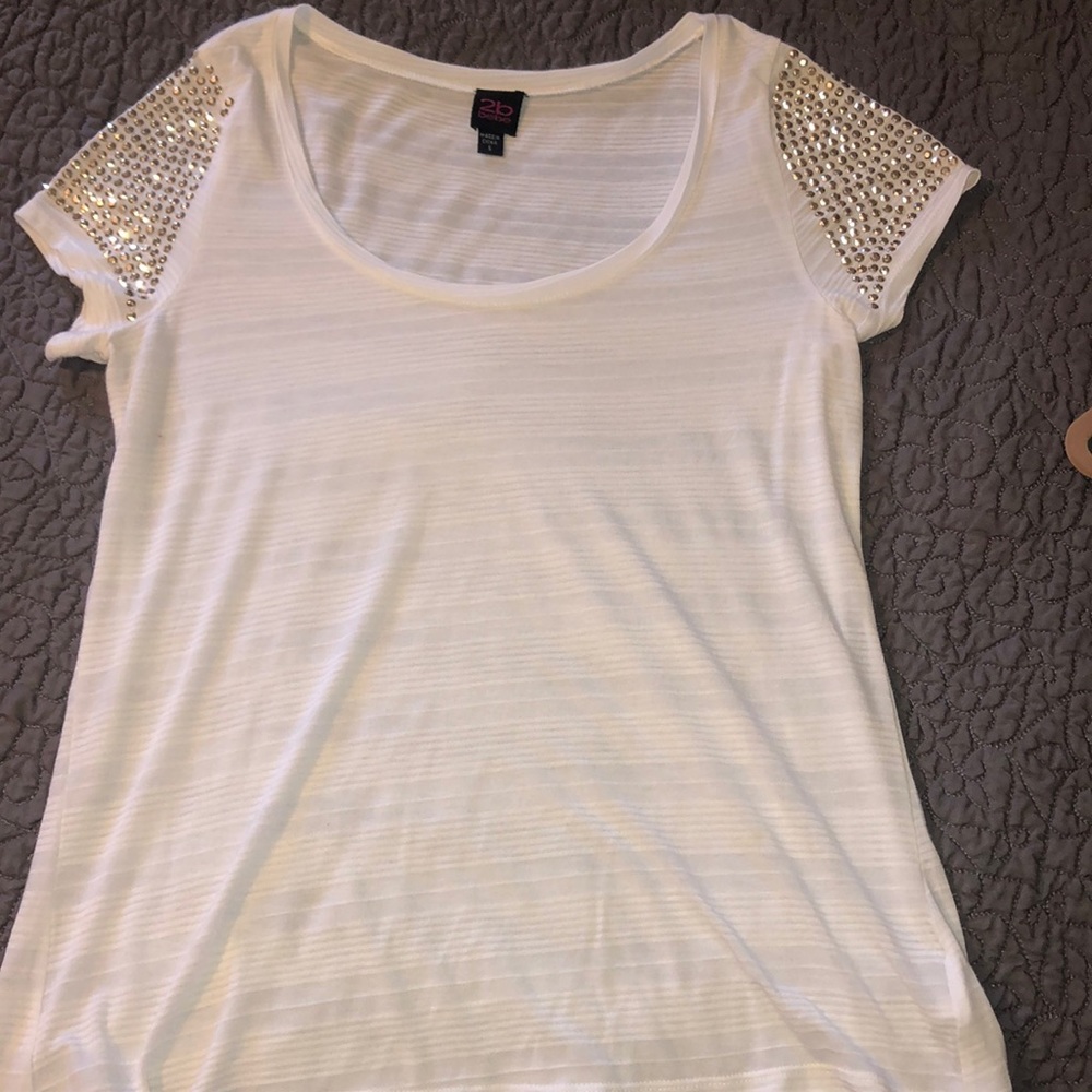 Bebe white top